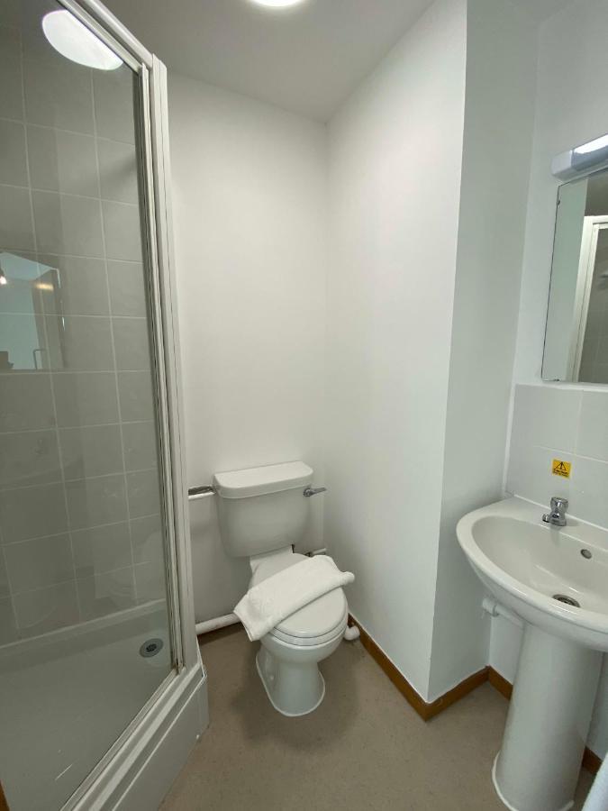 Regency Hall Smart Cheltenham Ensuite Rooms E Bagian luar foto